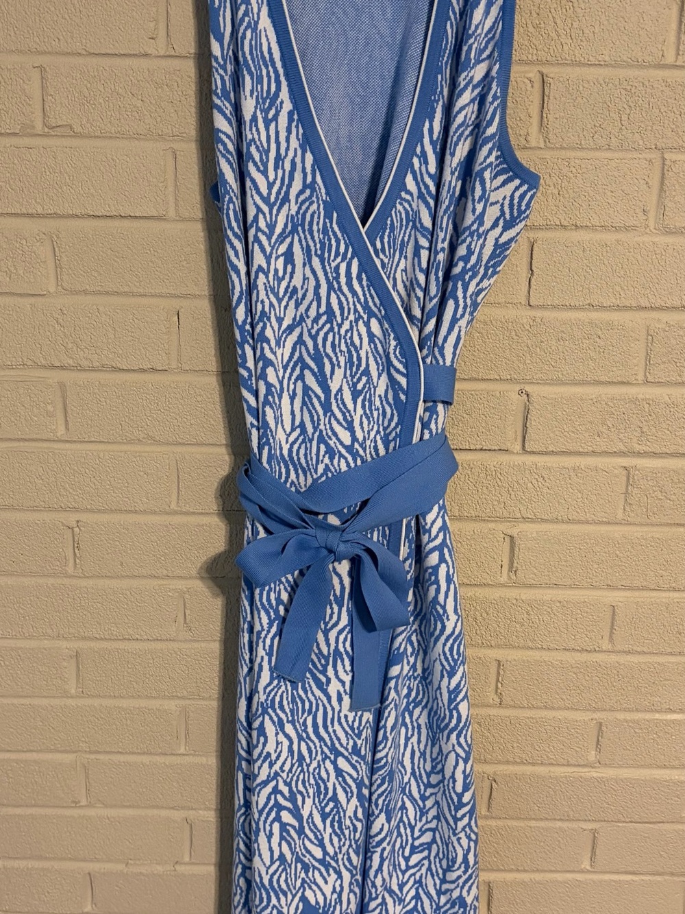 Sleeveless Diane Von Furstenberg Blue & White Wrap Dress with Tie Belt